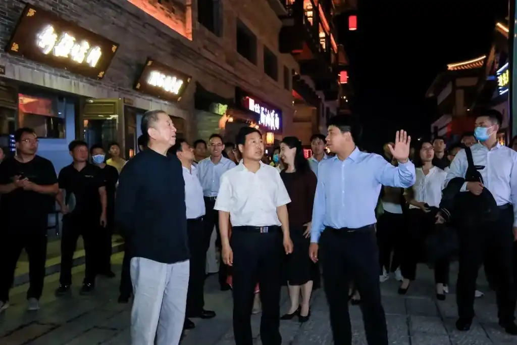 周口建業·運河古鎮開街 點亮周口不夜城