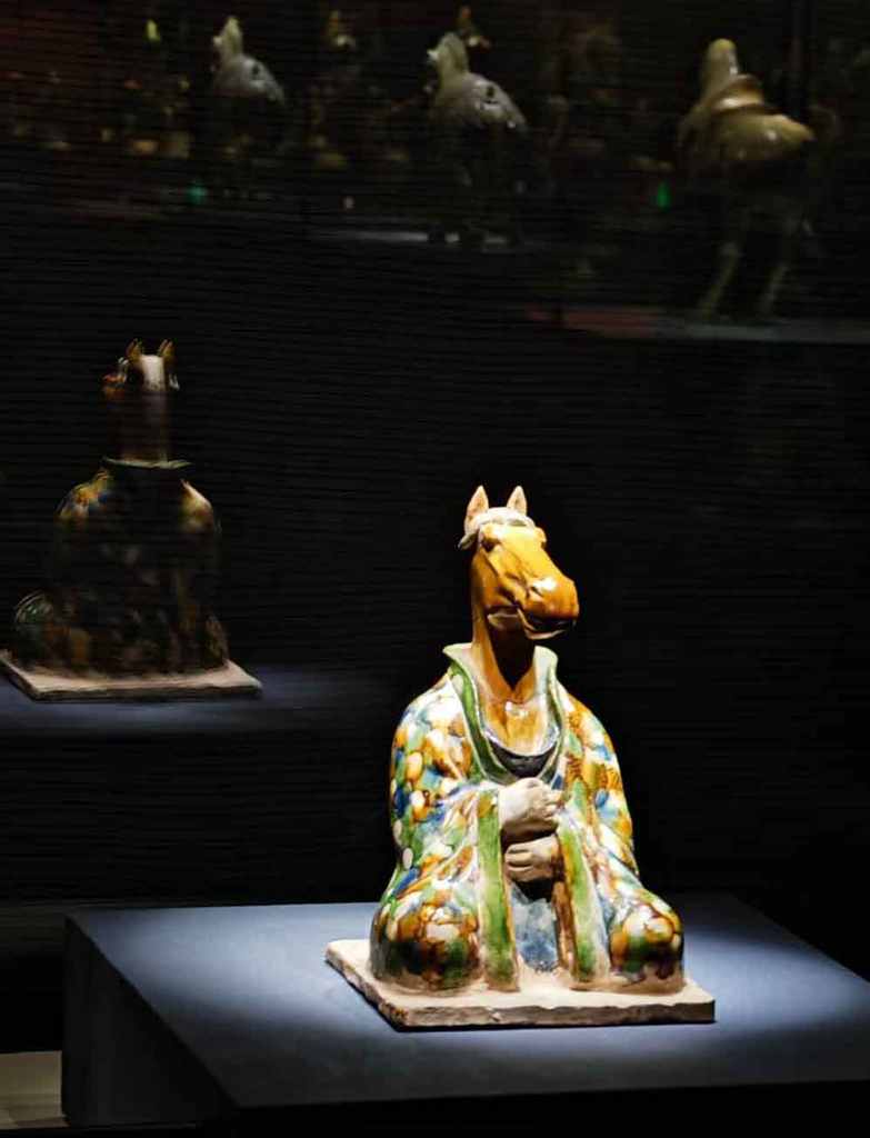 《印迹——古代陶瓷中的马》展元旦揭幕 展现逾两千马的“印迹” | 香港中原网
